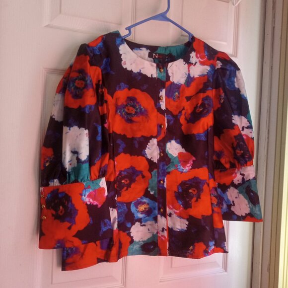N Yang Size XL Blouse top Unworn Cond'n Red floral puffy cuffed short sleeve - Picture 1 of 8